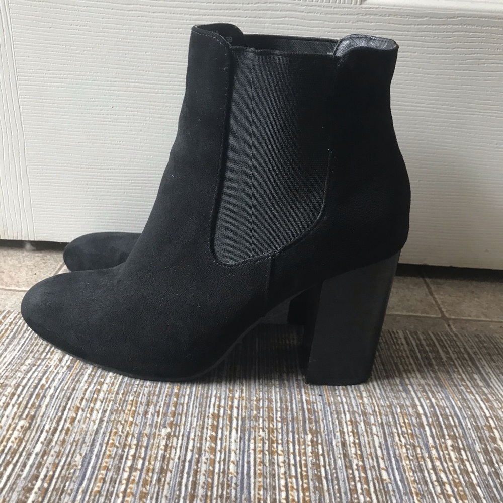 STEVE MADDEN BOOTS